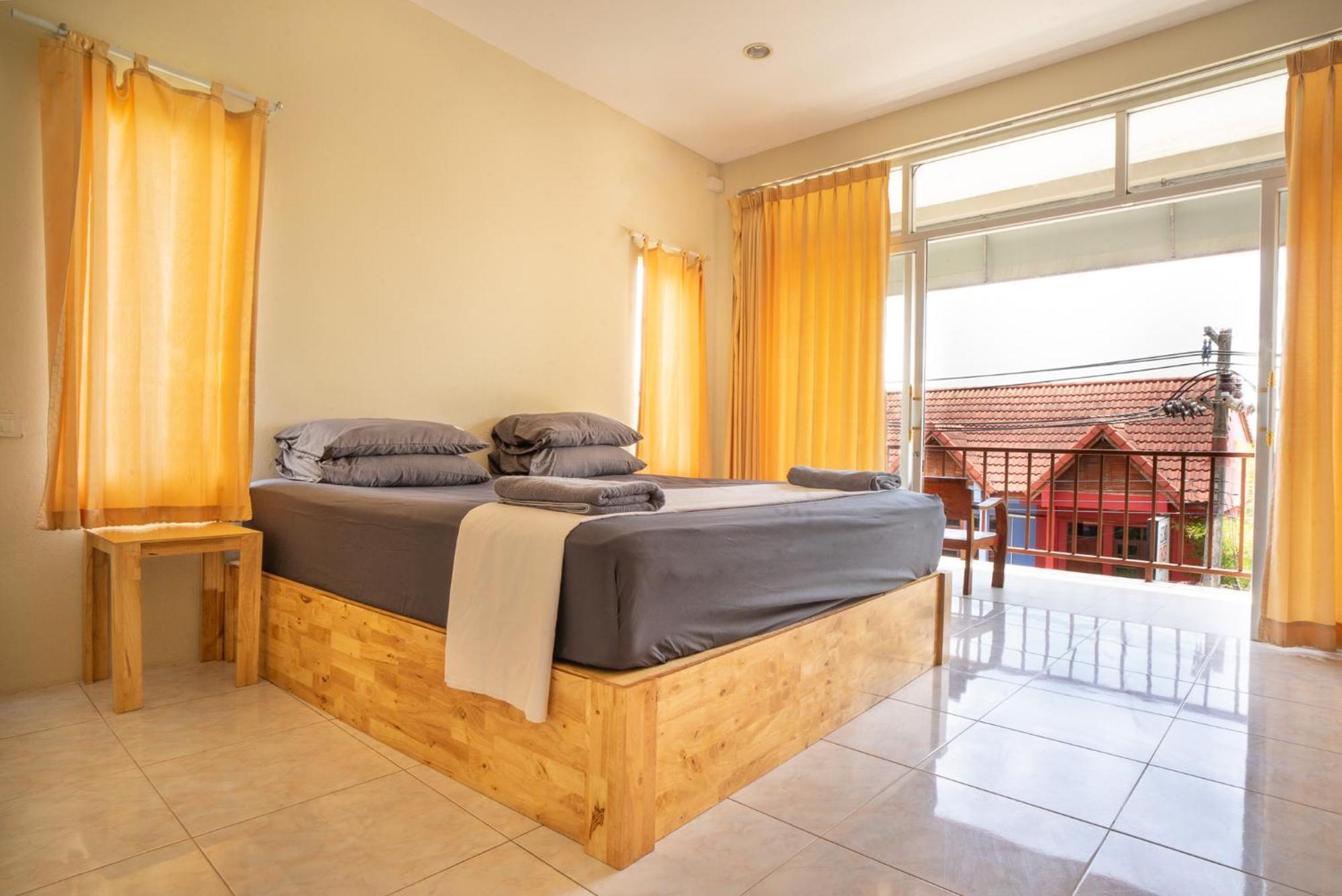 Echo Beach Hostel Baan Tai Ngoại thất bức ảnh